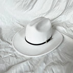 WHITE / 57-59CM